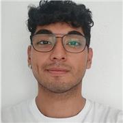 Estudiante universitario en el grado de Ingeniería Mecánica imparte clases desde primaria hasta bachillerato